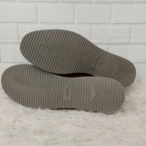 SOLD~Toms Peanut Brown Leather Preston Dress Shoes - Picture 7 of 8